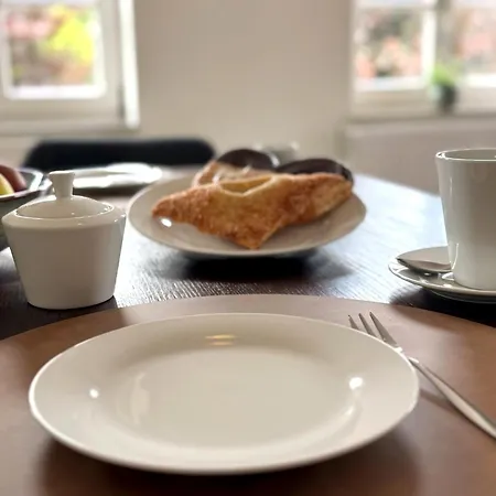 - City, Kueche, Netflix, Wifi, Zentral, Studioapartment * باد اوينهاوسن